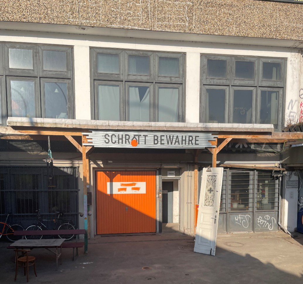 The "Schrott Bewahre" materials bank aims to be a hub for circular interior design and small renovation projects.